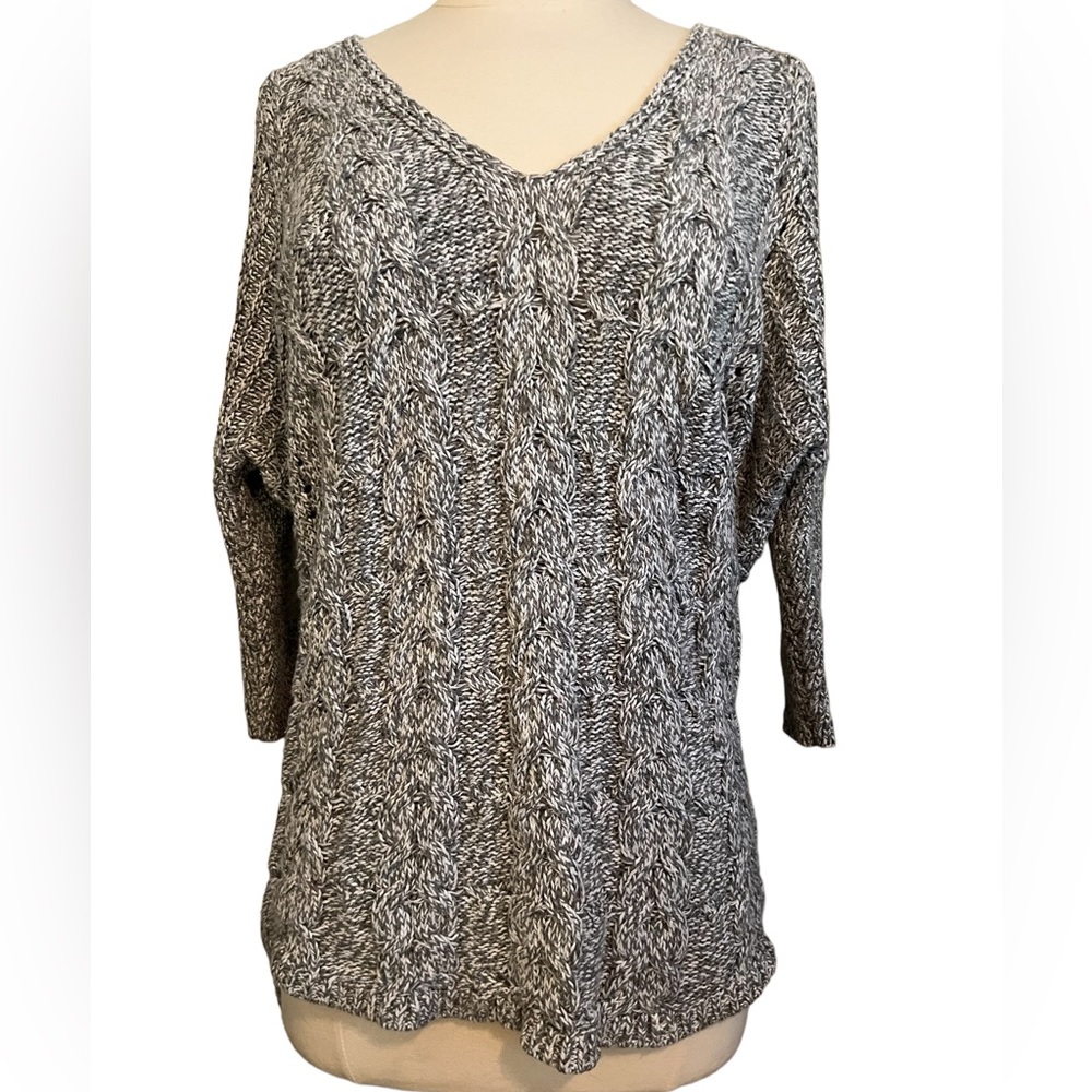 Womens Medium Express Sweater